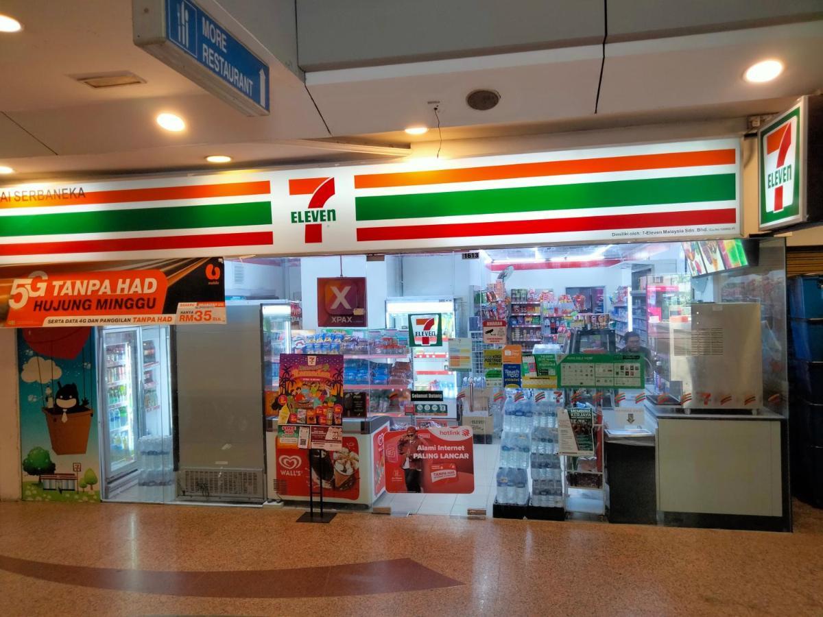 Bangsar Trade Center 4pax I Homebrickz * Kuala Lumpur