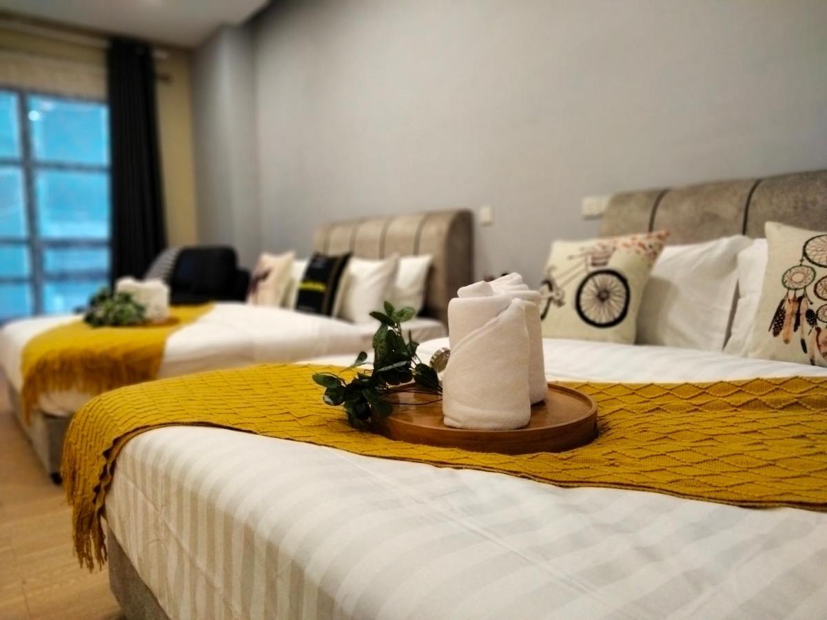 Bangsar Trade Center 4pax I Homebrickz * Kuala Lumpur