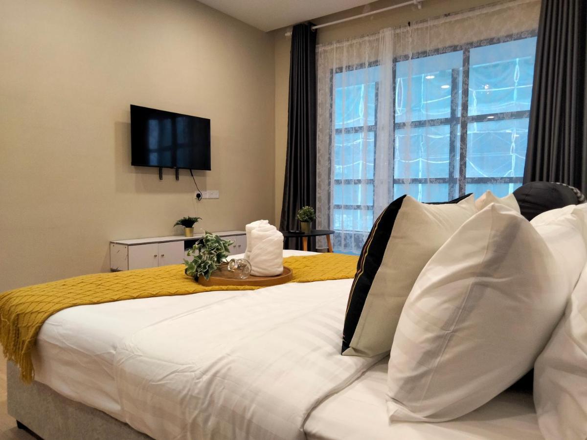 Pangsapuri Bangsar Trade Center 4pax I Homebrickz *